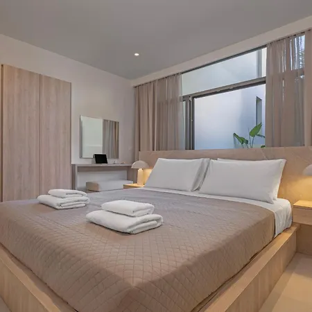 Natural Harmony ,luxury Oasis & Hot Tub Rhodes City